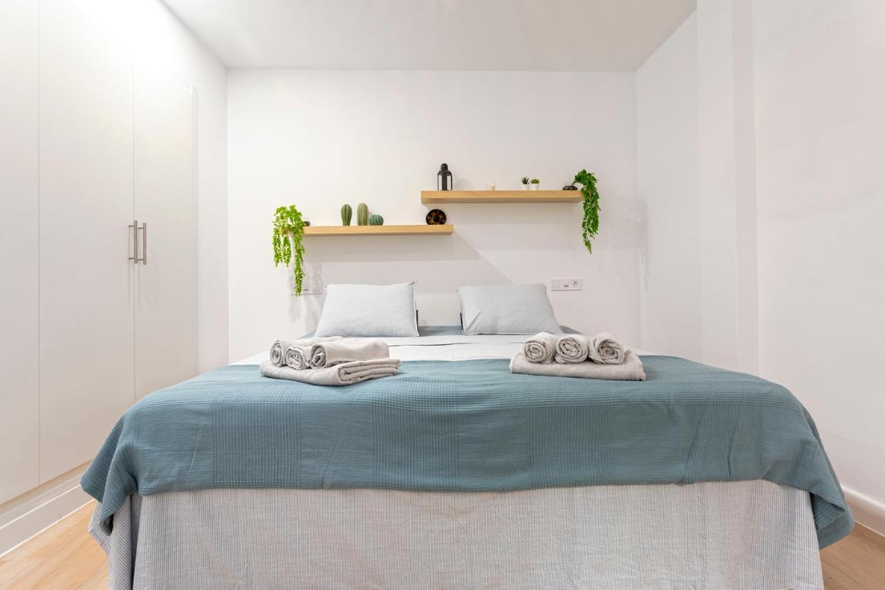 Malgi Apartment - Malaga City Centre Eksteriør billede