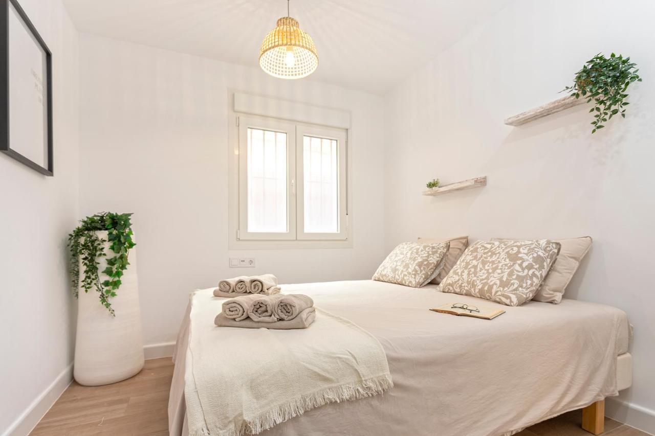 Malgi Apartment - Malaga City Centre Eksteriør billede