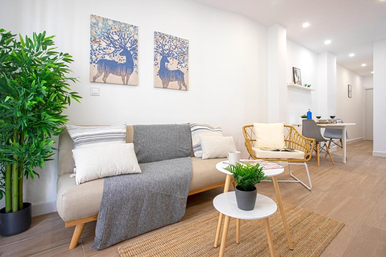 Malgi Apartment - Malaga City Centre Eksteriør billede